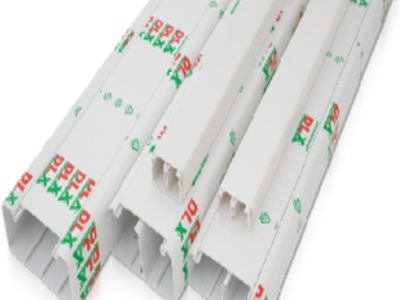 مجري DLX مقفول PVC Cable Canal