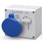 INTERLOCKED SOCKET 16A 2P+E IP44 SCAME