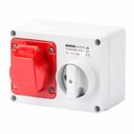 GEWISS Outlet With Lock – Rectangular – 16 Amps – IP44