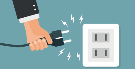 مخاطر الكهرباء المنزلية